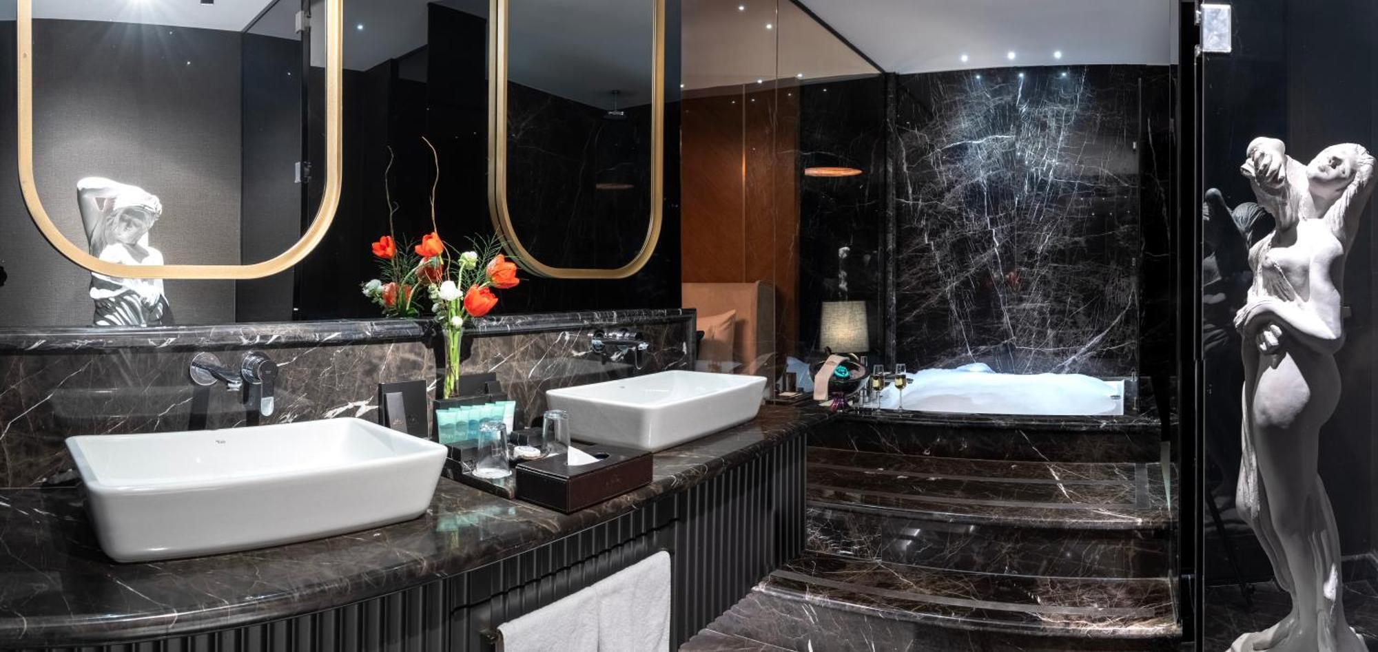 Lords Palace Hotel Spa Casino Kerínia Kültér fotó